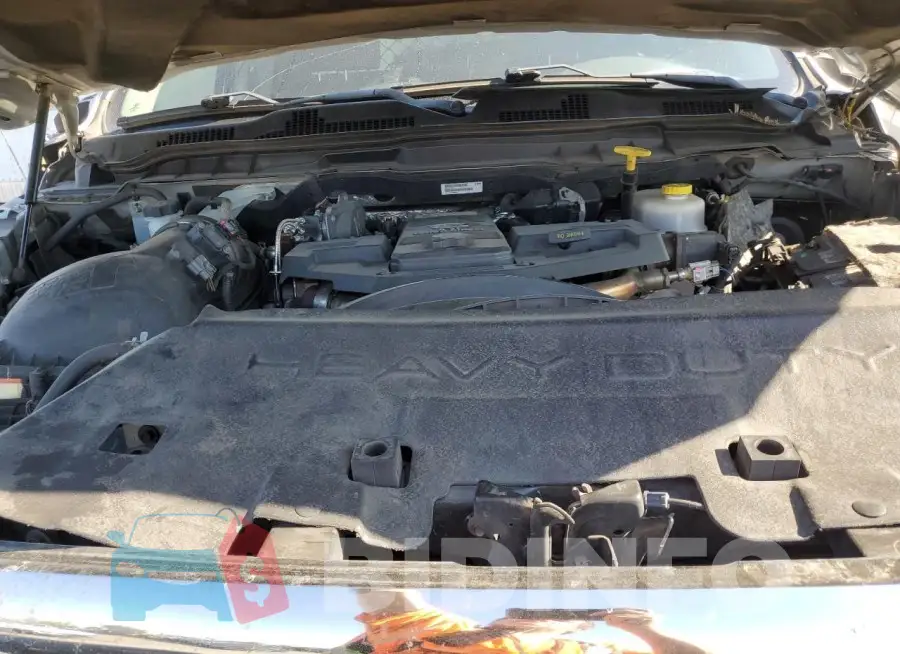 3C63R3CL4JG353646 Photo# 11
