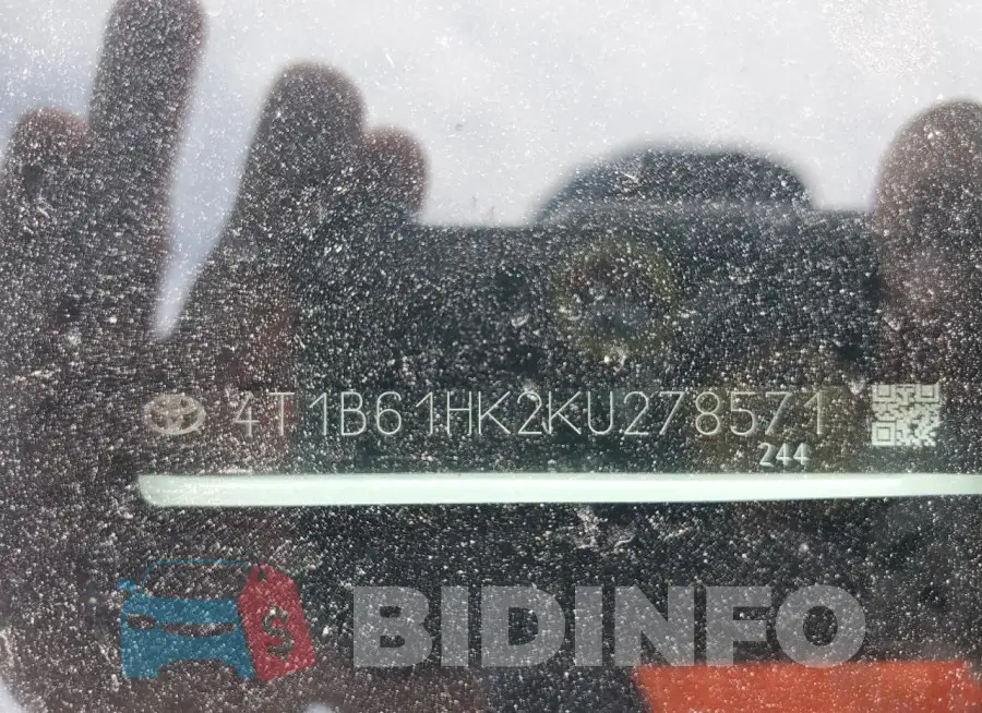 4T1B61HK2KU278571 Photo# 12
