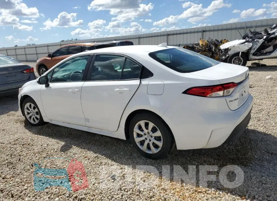 5YFB4MDE8RP142738 Photo# 2