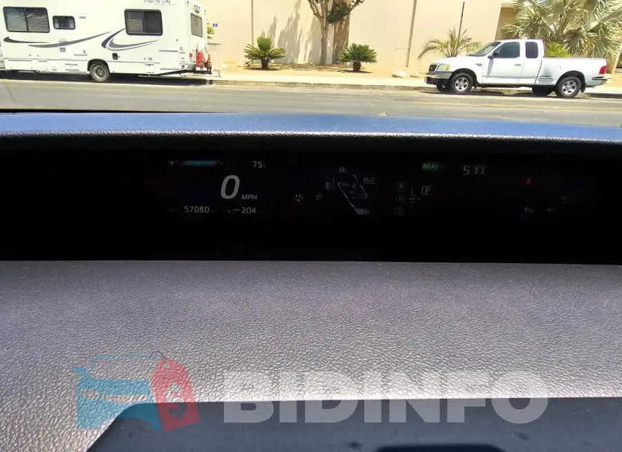 JTDBVRBD4HA002290 Photo# 8