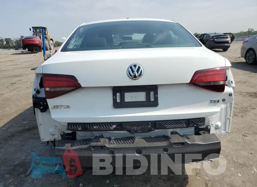 3VW2B7AJ7HM393083 Photo# 6