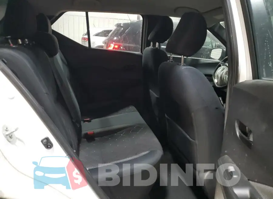 3N1CP5CU8JL509393 Photo# 10