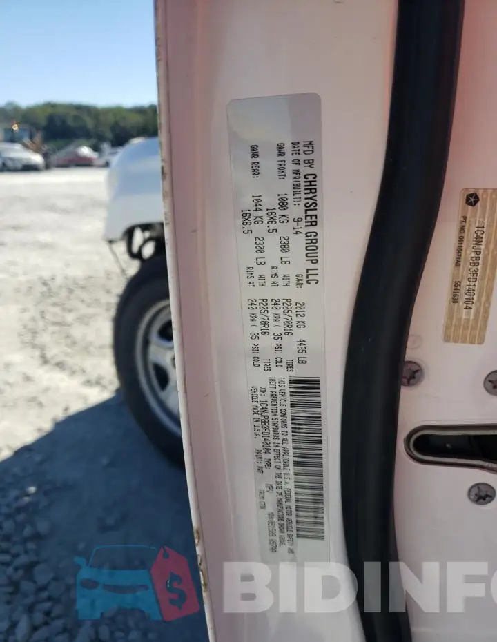 1C4NJPBB3FD140104 Photo# 12