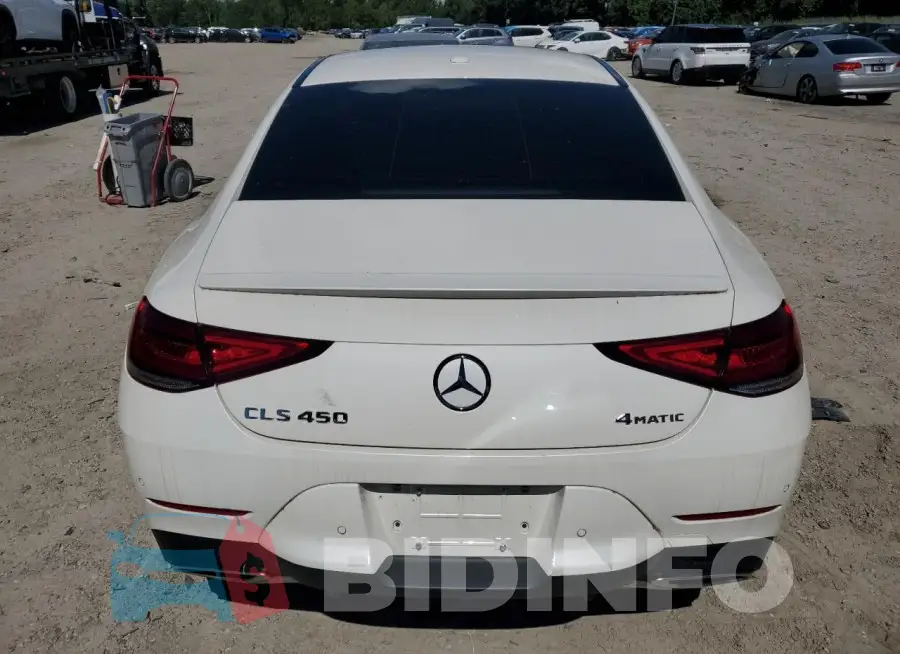 WDD2J5KB4KA018232 Photo# 6