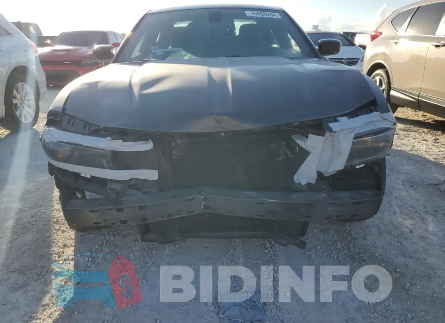2C3CDXBGXPH623074 Photo# 5