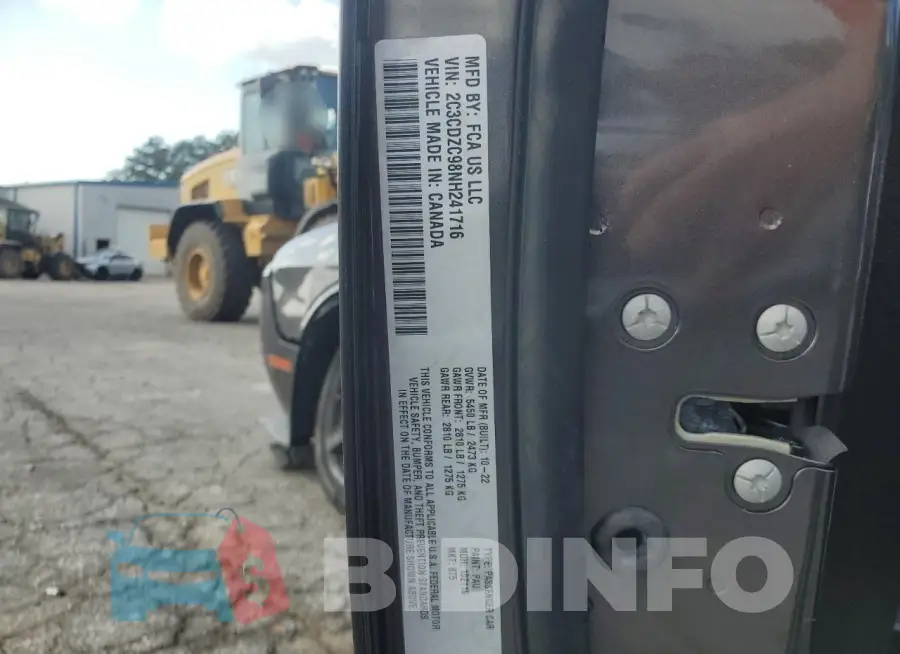2C3CDZC98NH241716 Photo# 13