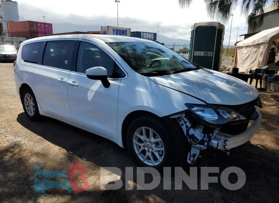 2C4RC1CGXNR166133 Photo# 4