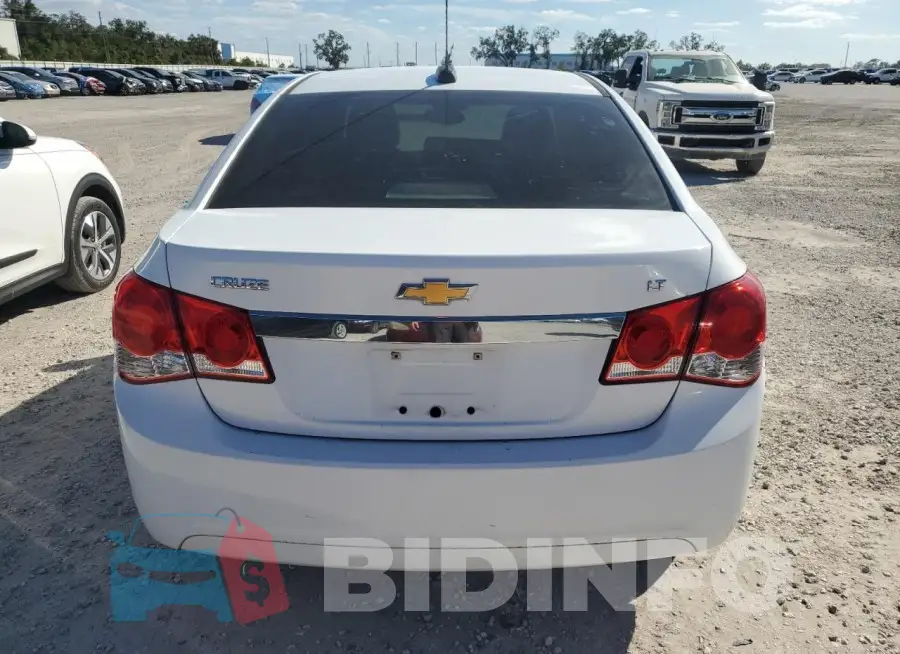 1G1PE5SB9F7134641 Photo# 6