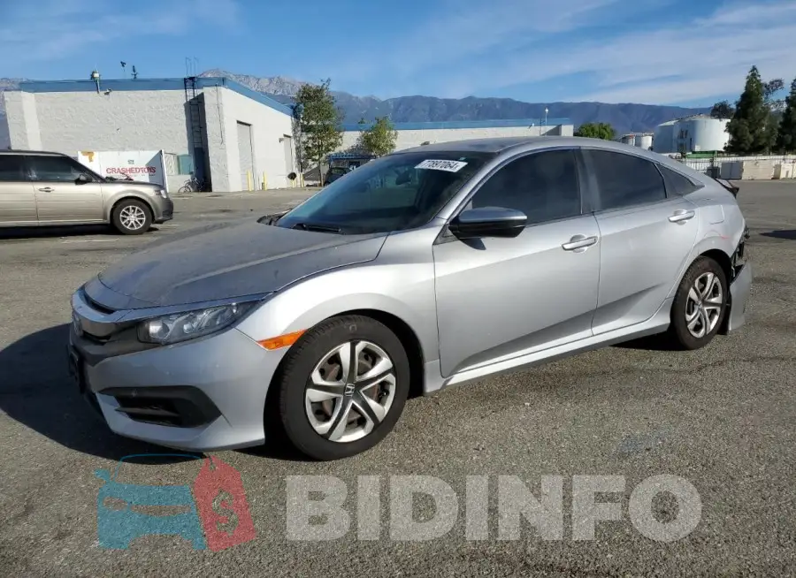 19XFC2F50HE070472 Photo# 1