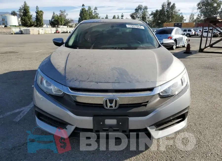 19XFC2F50HE070472 Photo# 5
