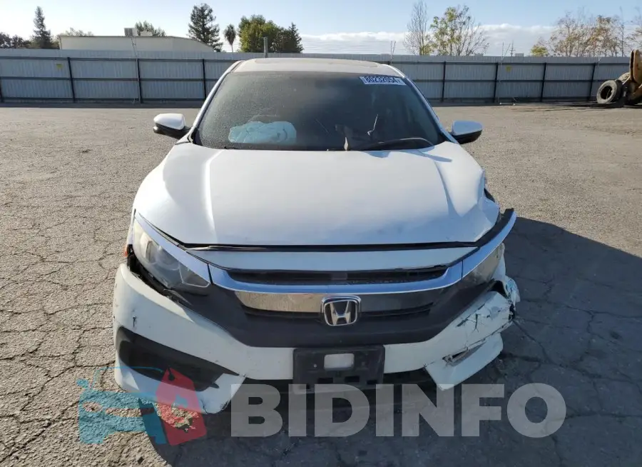 19XFC2F72HE227856 Photo# 5
