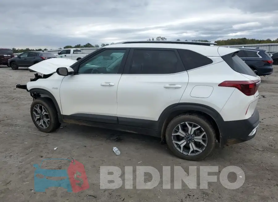 KNDERCAA3M7082937 Photo# 2
