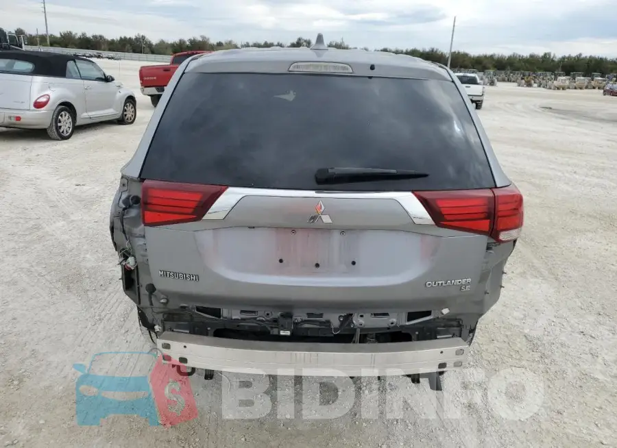 JA4AD3A33JZ017661 Photo# 6