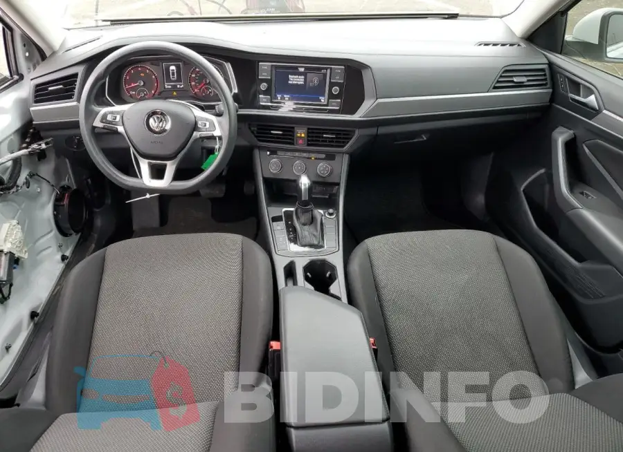 3VWCB7BUXLM073018 Photo# 8