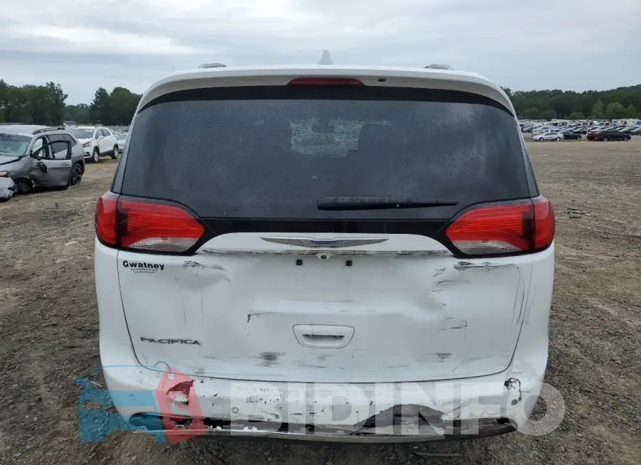 2C4RC1BG2JR204174 Photo# 6