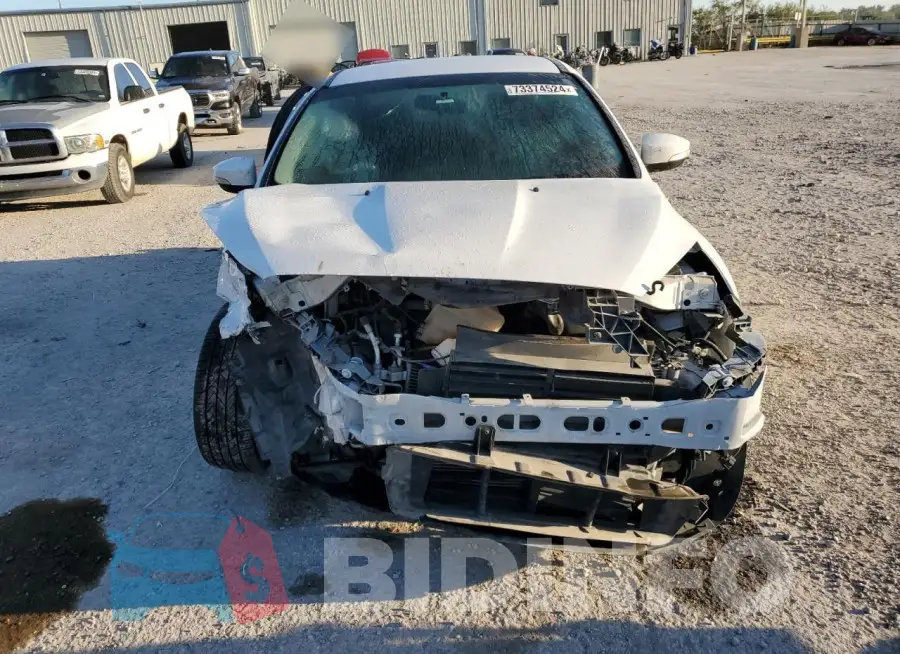 1FADP3F21GL310194 Photo# 5