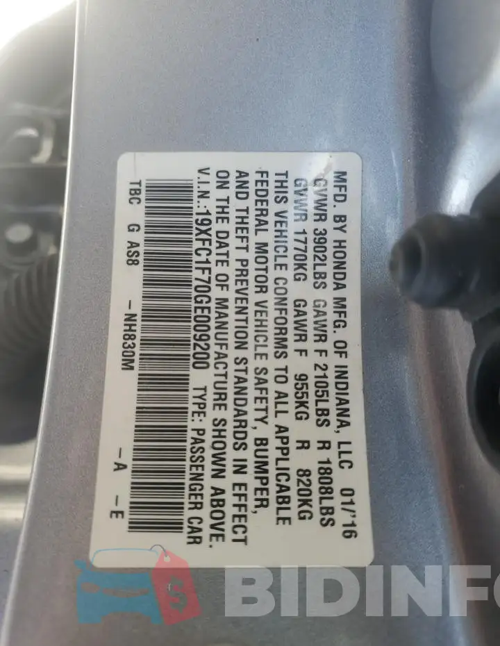 19XFC1F70GE009200 Photo# 12