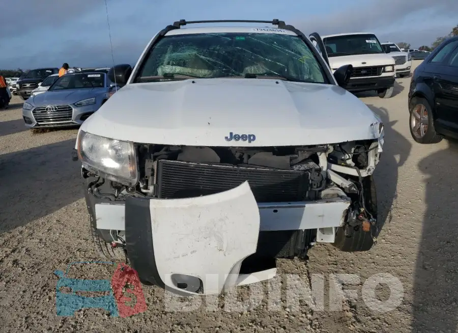 1C4NJCBA7FD209134 Photo# 5
