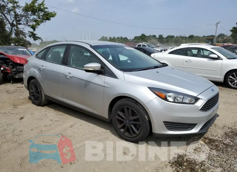 1FADP3F22FL343882 Photo# 4