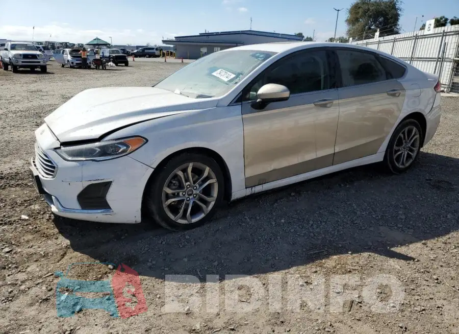 3FA6P0CD7KR180901 Photo# 1