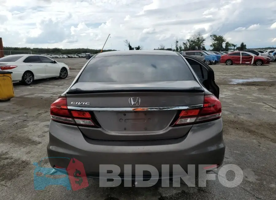 19XFB2F89FE002083 Photo# 6