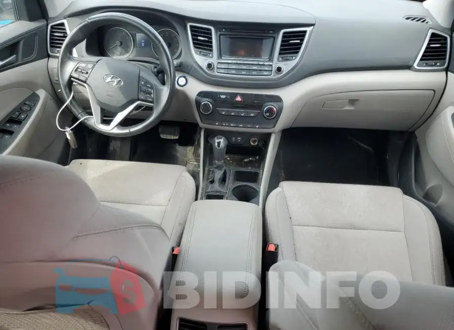 KM8J33A29HU461632 Photo# 8