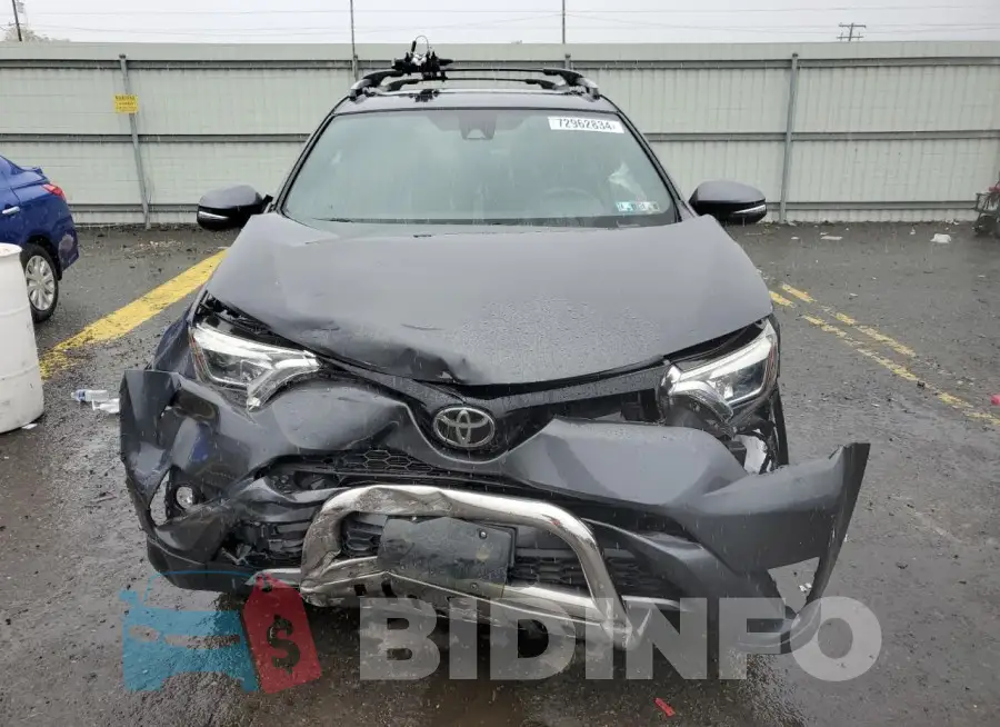 2T3JFREV8HW589916 Photo# 5