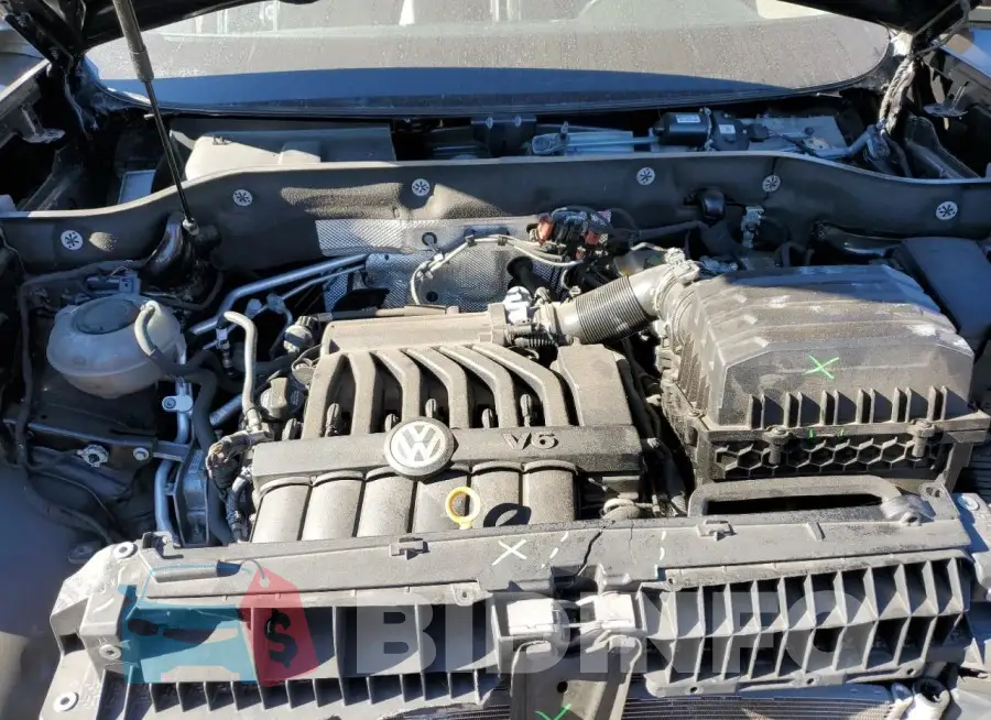 1V2MR2CAXKC598685 Photo# 12