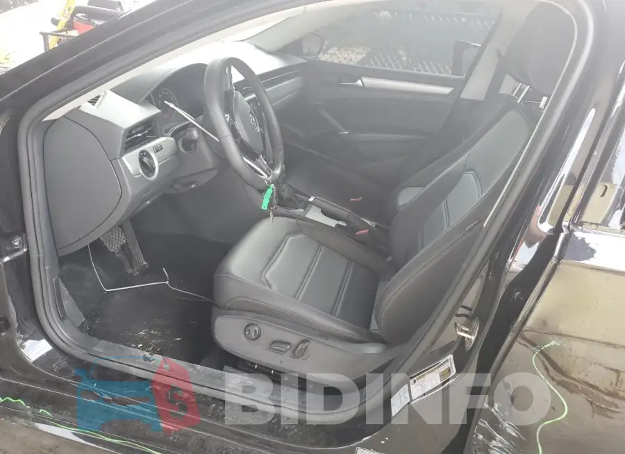 1VWSA7A36MC019158 Photo# 7
