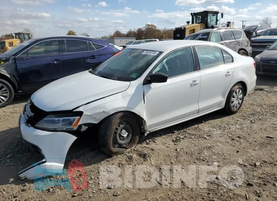 3VW167AJ4GM385151 Photo# 1