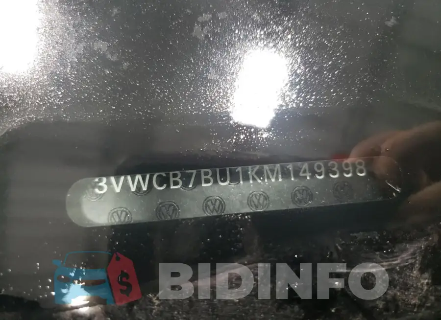 3VWCB7BU1KM149398 Photo# 12