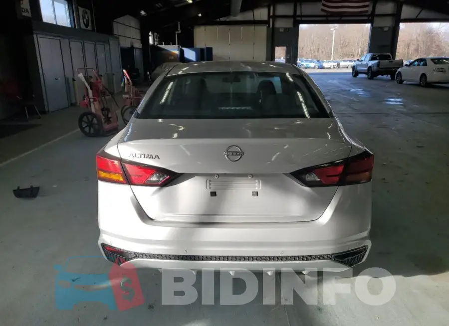 1N4BL4BV2PN313344 Photo# 6