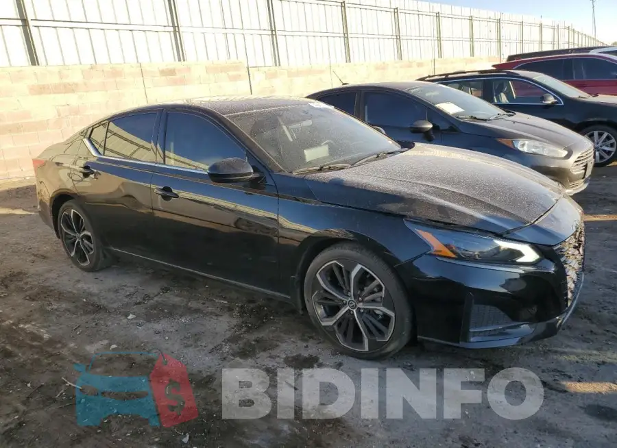 1N4BL4CV1PN349122 Photo# 4