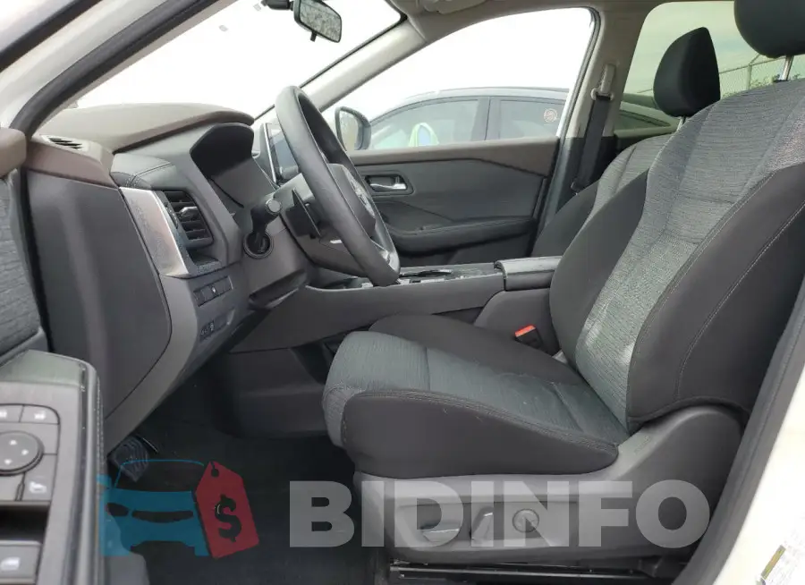 JN8BT3BA6PW411146 Photo# 7