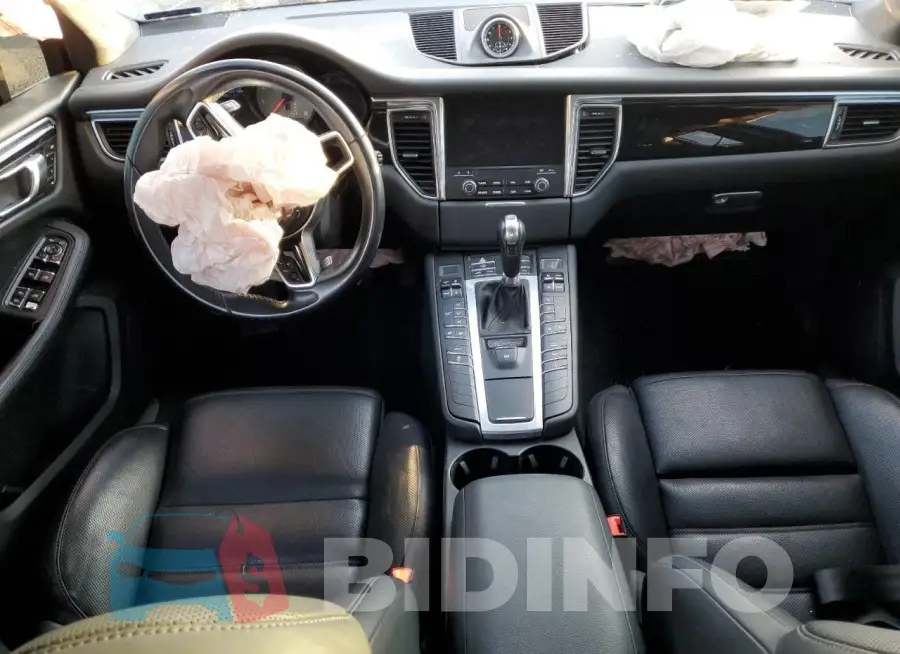 WP1AB2A52HLB18015 Photo# 8