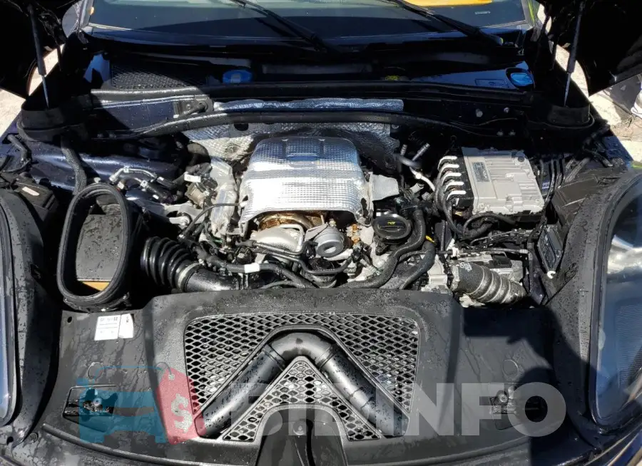 WP1AB2A56MLB33045 Photo# 12