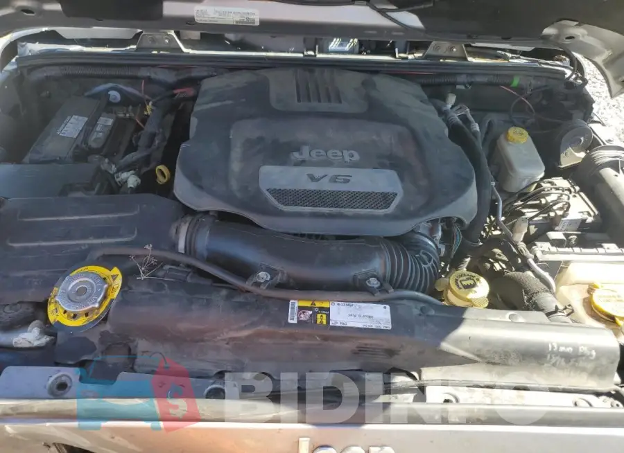 1C4AJWBG4GL307825 Photo# 12