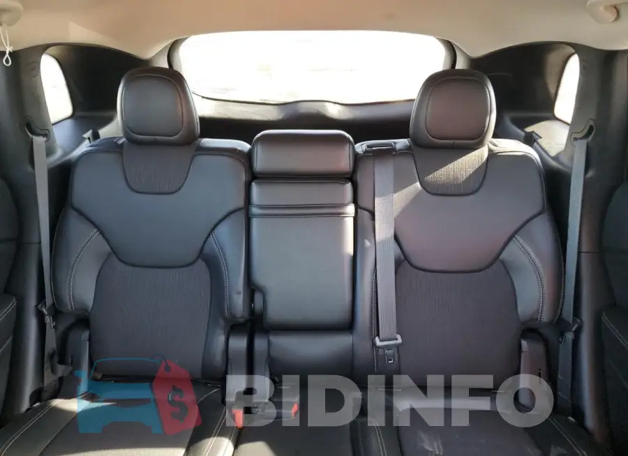 1C4PJMLX9JD562582 Photo# 10