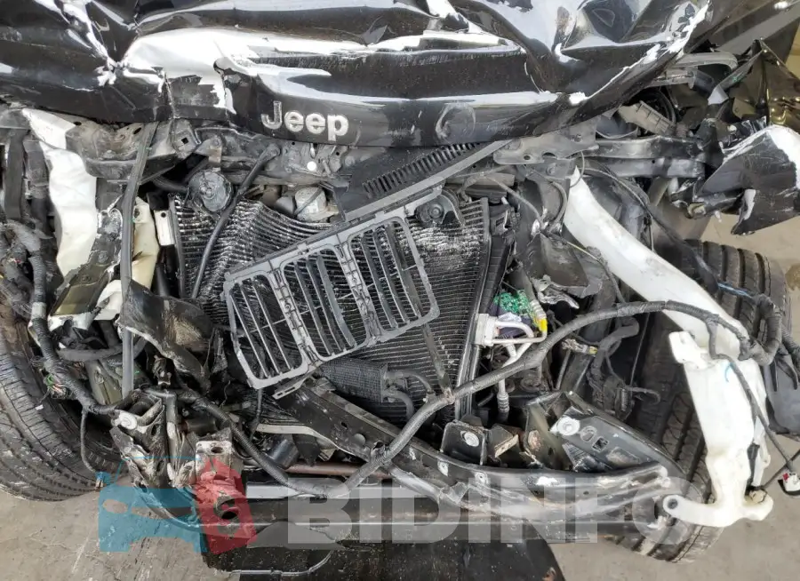1C4RJFBG3FC178753 Photo# 12