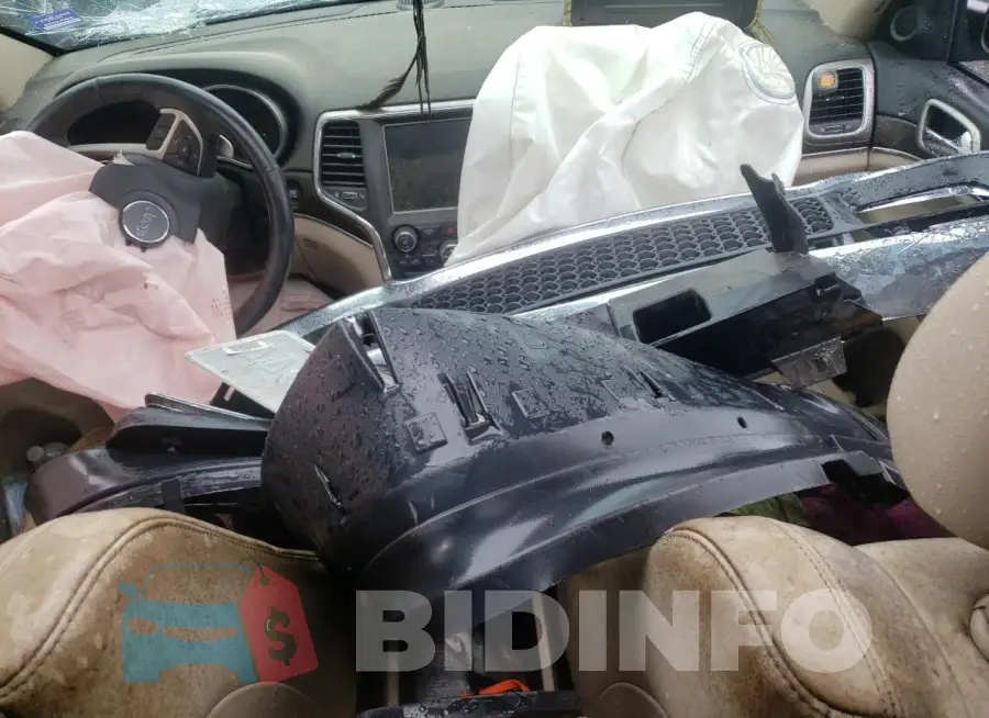 1C4RJFBG7FC726818 Photo# 8