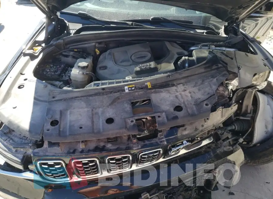 1C4RJKEG9M8111336 Photo# 12