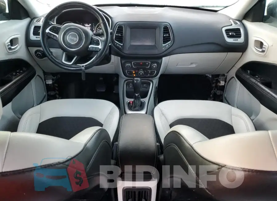 3C4NJCBB1LT246842 Photo# 8
