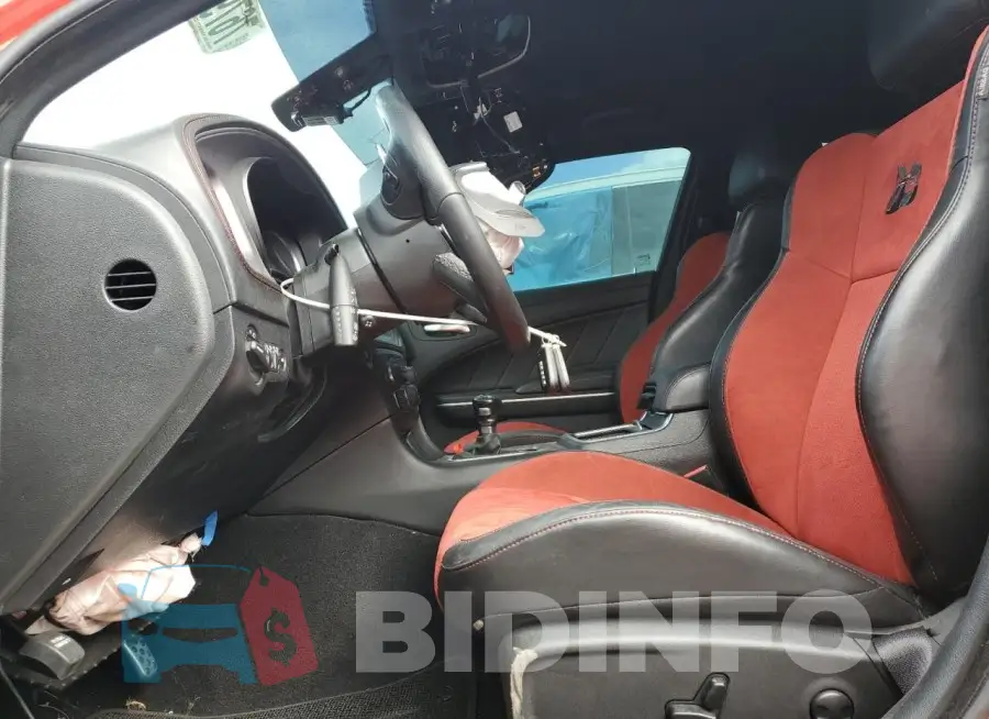 2C3CDXGJ4PH699023 Photo# 7