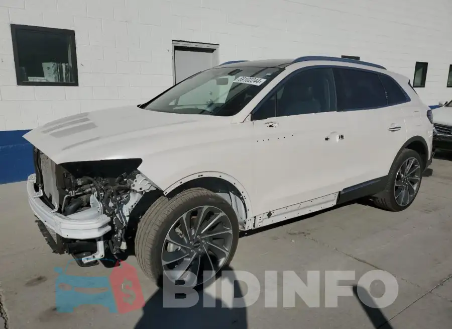 2LMPJ8LP8KBL23104 Photo# 1
