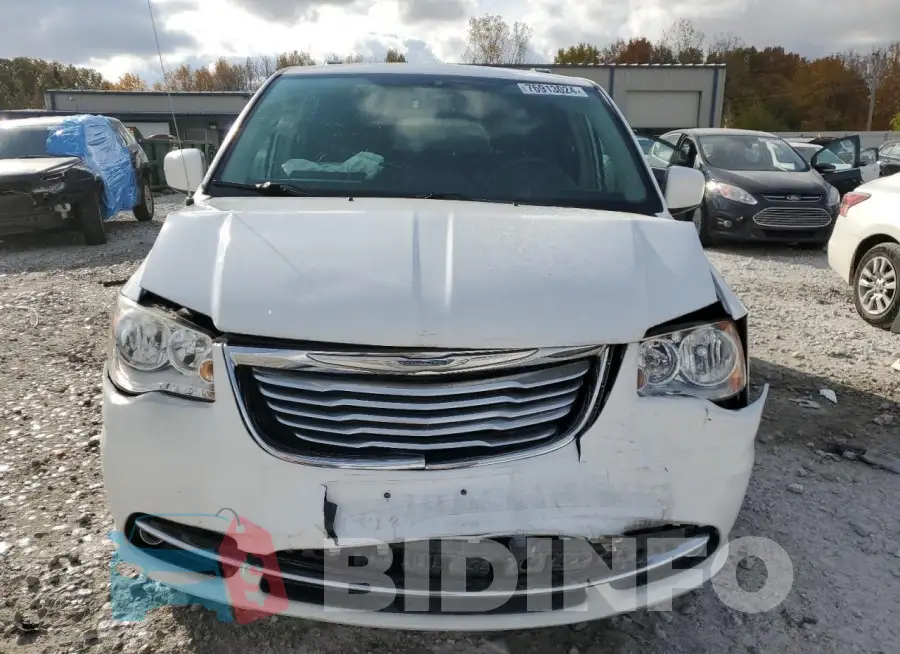 2C4RC1BG3FR560236 Photo# 5