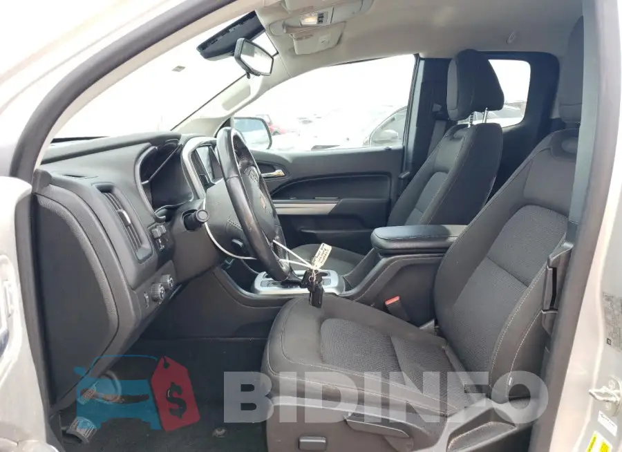 1GCHTCEN8J1235757 Photo# 7