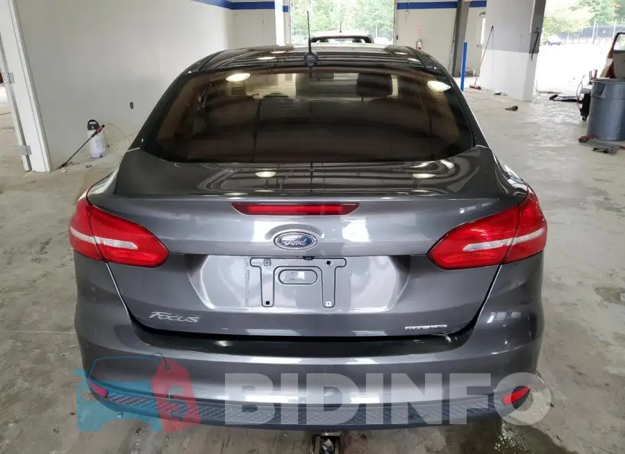 1FADP3E23GL360421 Photo# 6