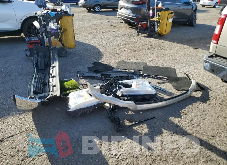 1FTEW1CB5JFB73745 Photo# 12