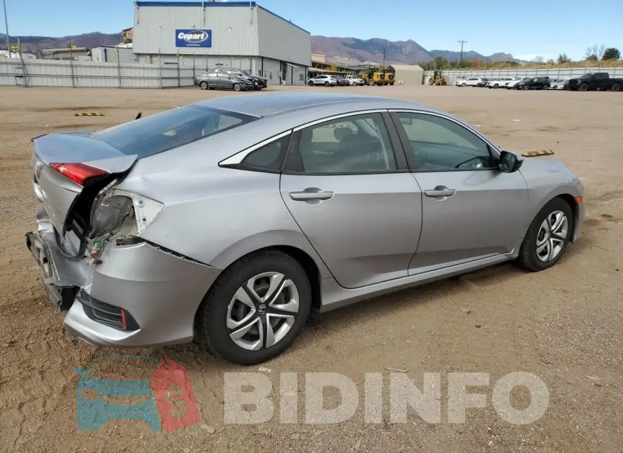 19XFC2F52HE027252 Photo# 3