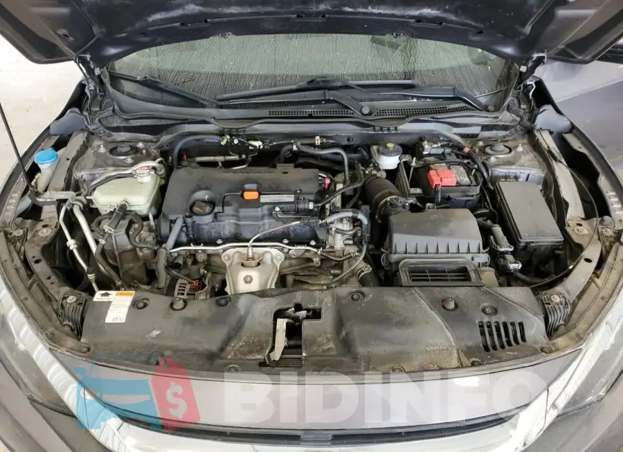 19XFC2F73JE034783 Photo# 11